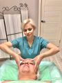 Массаж в области глаз включает лимфодренаж, работа с акупунктурными точками, лифтинг