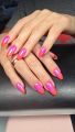 Выполнено наращивание ногтей гелем, градиент , натирка.