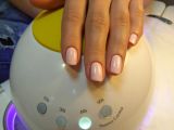 классический маникюр +покрытие гель лака 

