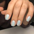 Лаконичный маникюр