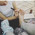 Тайский массаж стоп деревянной палочкой