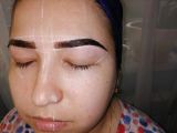 Коррекция и окрашивание бровей, фото в процессе работы 