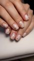 Классический маникюр, покрытие гель-лаком и дизайн с фольгой 
