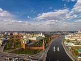 Вид на Кремль с Софийской набережной, Москва.
Высота: 115 м.
