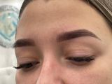 Коррекция и окрашивание бровей краской