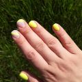 Лето-пора яркого маникюра! 