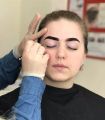 процесс оформления бровей