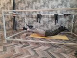 За счёт плавного растяжения уходят спазмы, боли, зажимы. Организм гармонизируется и выравнивается  возвращаясь к своему первозданному виду..
